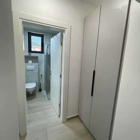 Dora Family Apartments بودفا المظهر الخارجي الصورة