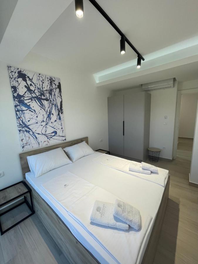 Dora Family Apartments بودفا المظهر الخارجي الصورة