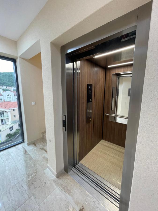 Dora Family Apartments بودفا المظهر الخارجي الصورة