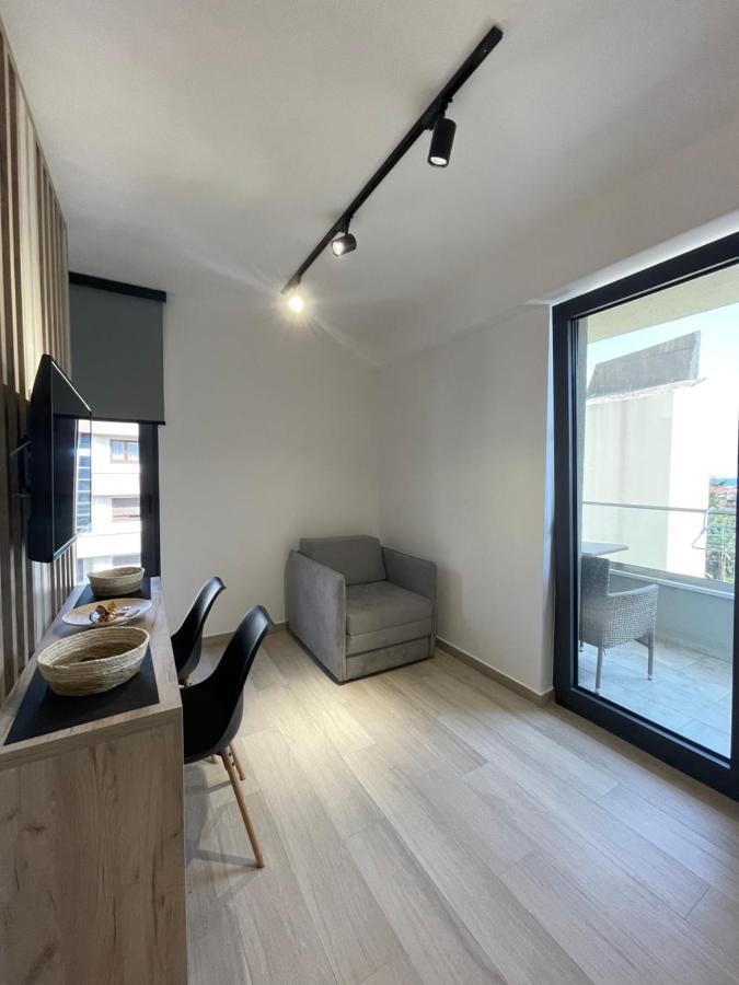 Dora Family Apartments بودفا المظهر الخارجي الصورة