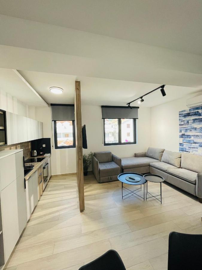 Dora Family Apartments بودفا المظهر الخارجي الصورة